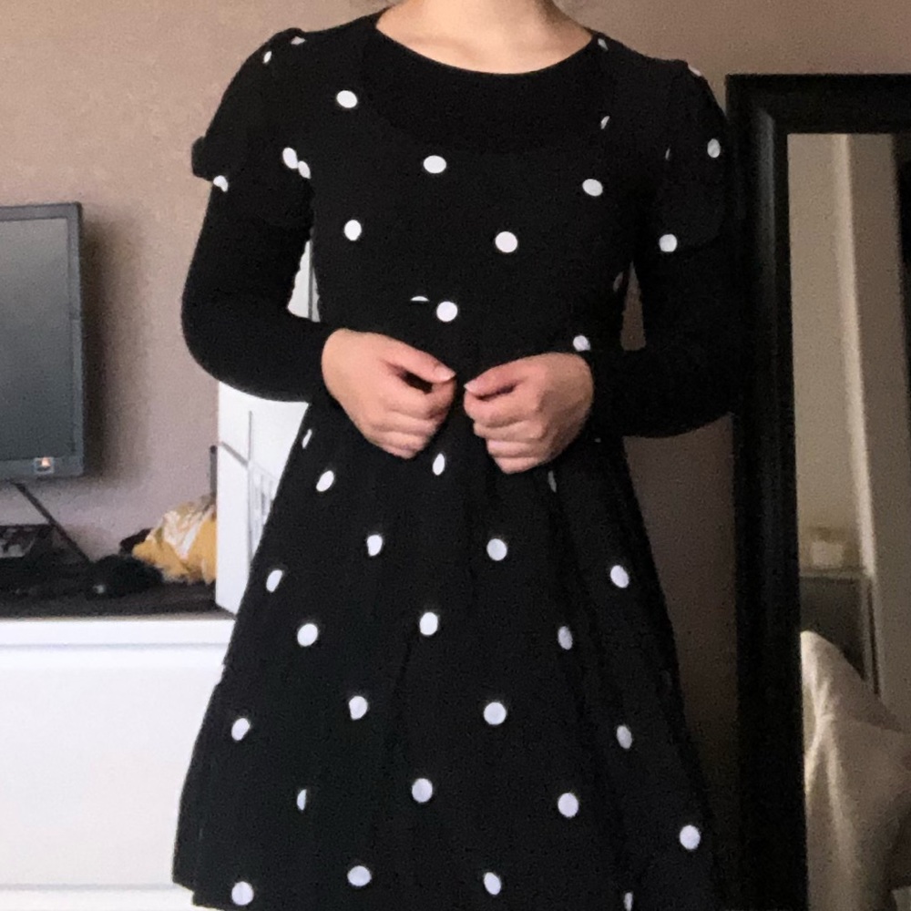 Polka dot midi dress.